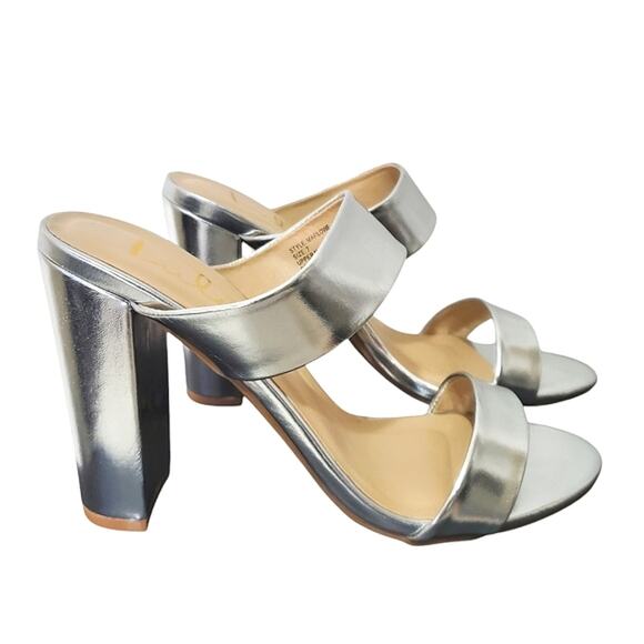 NIB Lulu's | Marlowe Silver Metallic High Heel Sandals Chunky Heel - Picture 1 of 11